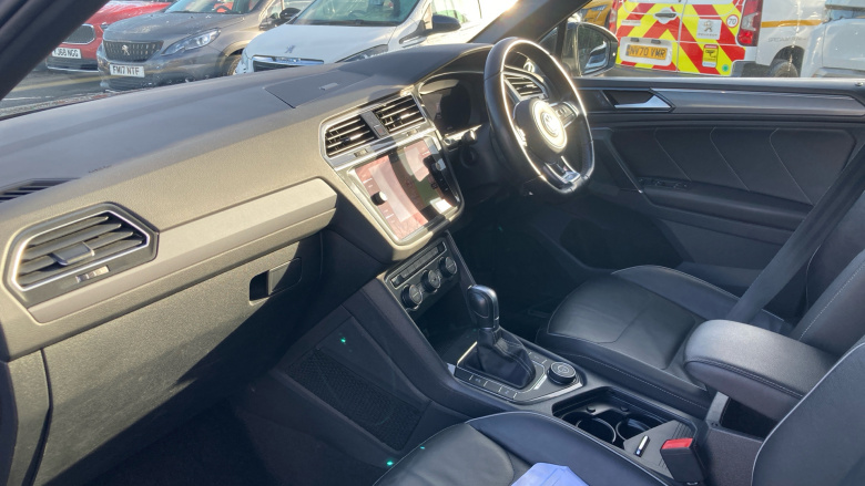 Volkswagen Tiguan 2.0 TDi 190 4Motion R-Line 5dr DSG Diesel Estate